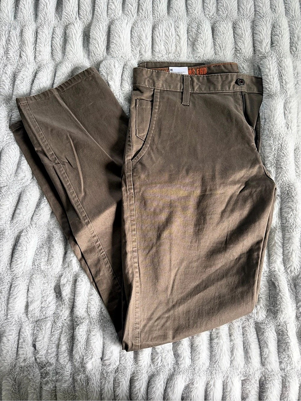 Dockers Men’s Slim Tapered Chino Pants 34x34 Brown Khaki Flat Front Casual